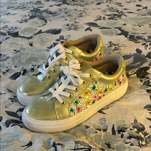 Betsy Johnson Women’s Gold Floral Sneakers - Sz 7.5